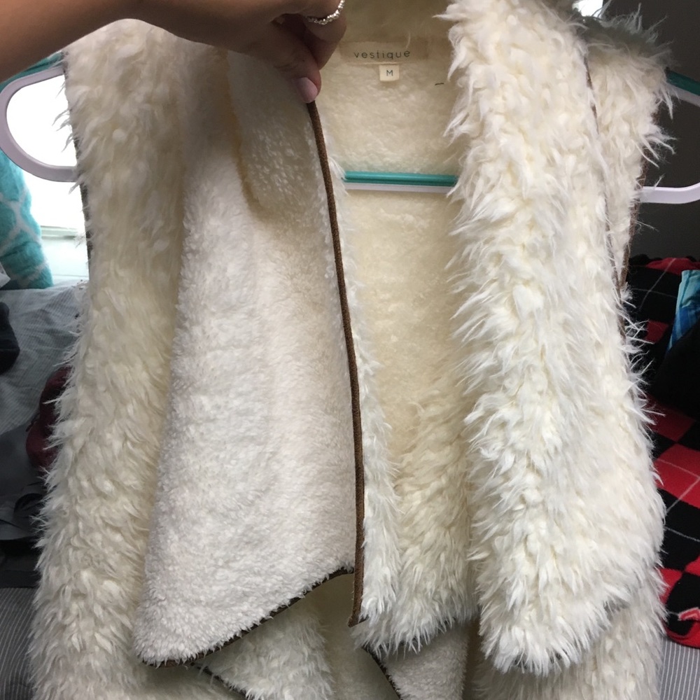 Fur vest